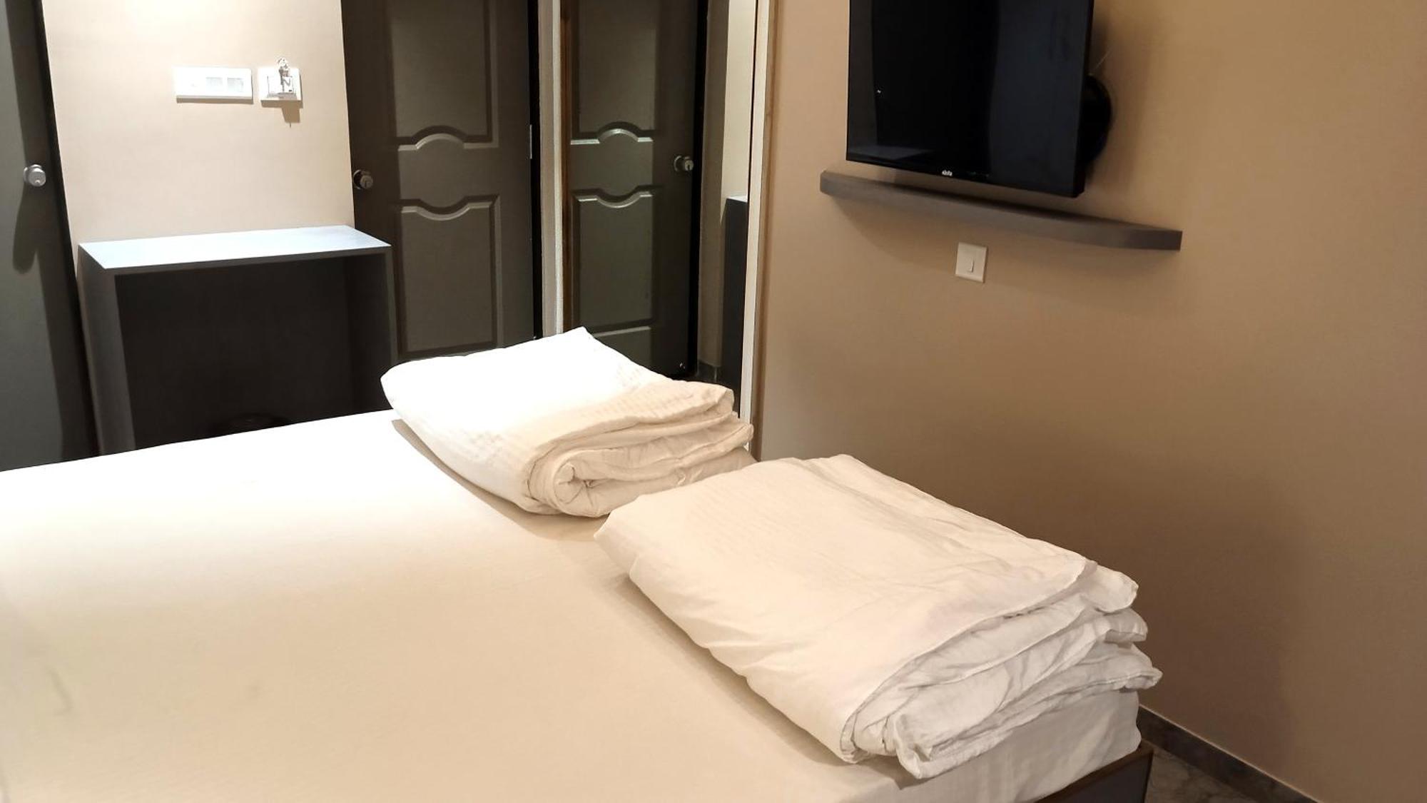 Hotel Ramniwas Jalgaon Extérieur photo